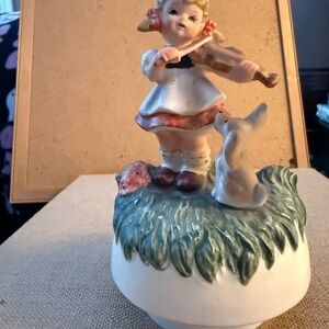 Charming Violinist Figurine with Dog